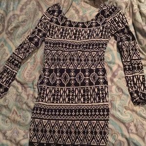 Fitted cotton body con pattern dress